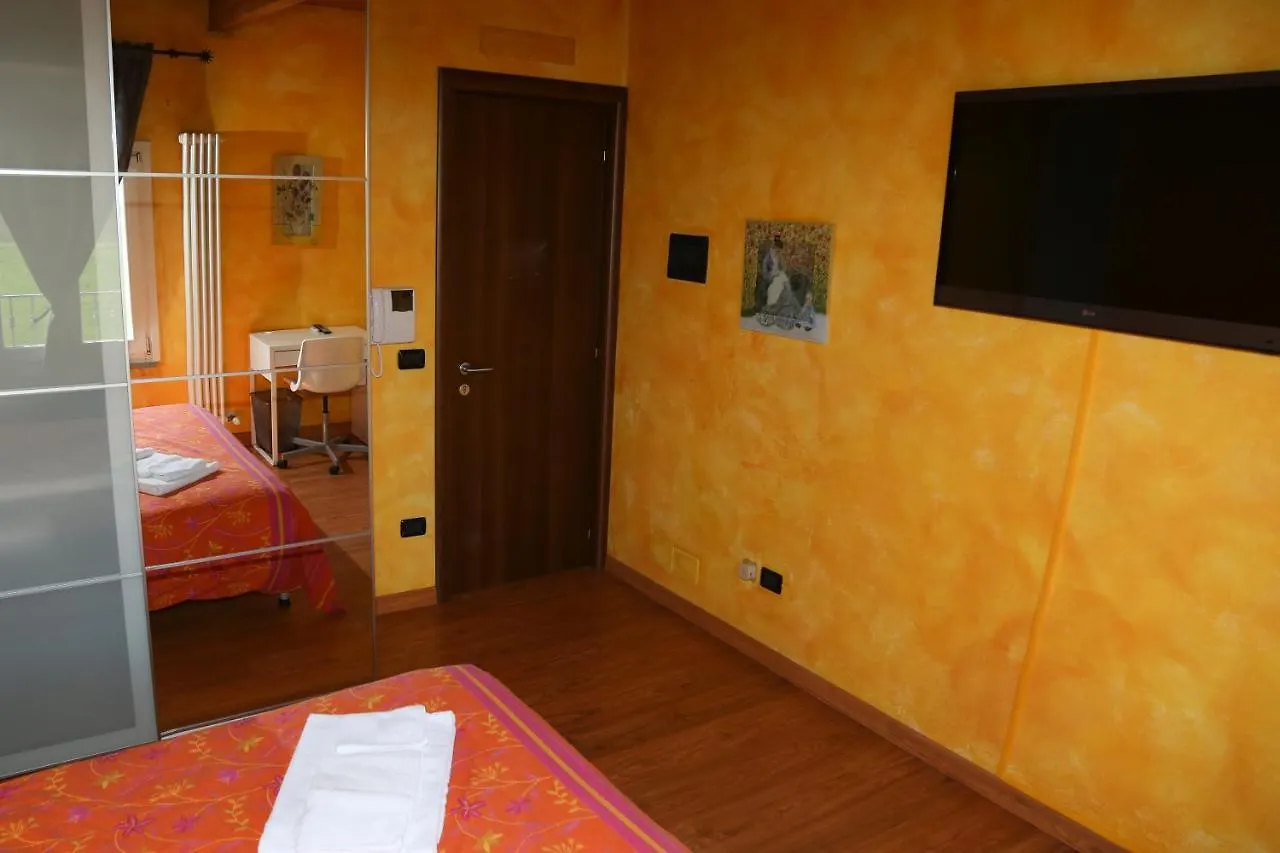 Guest House Beethoven Reggio Emilia Italy