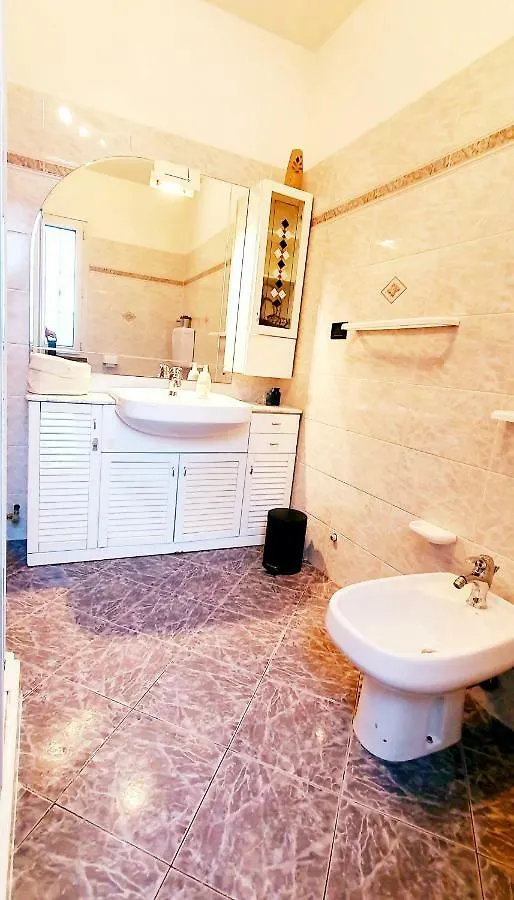Guest House Beethoven Reggio Emilia Italy
